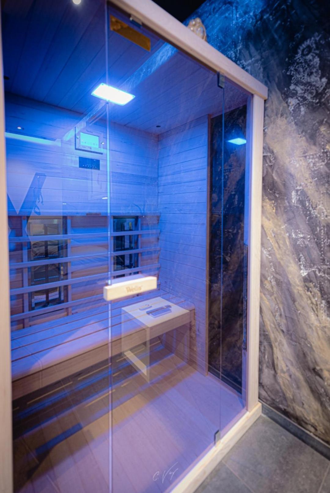 Spa De La Quarterelle Love Room 88 Vosges Remiremont Eksteriør billede